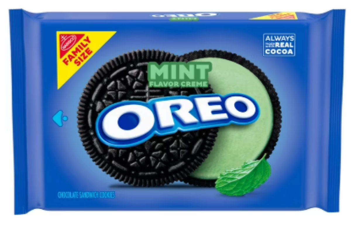 OREO Chocolate Mint Cream Sandwich Cookies Family Size, 18.71 oz