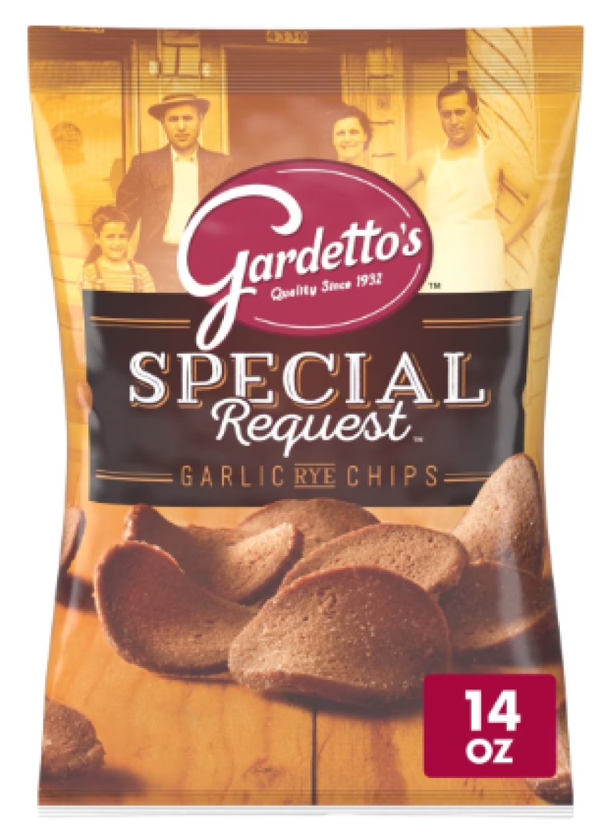 Gardetto's Rye and Garlic Chips with Special Request Snack Bag, 14 oz
